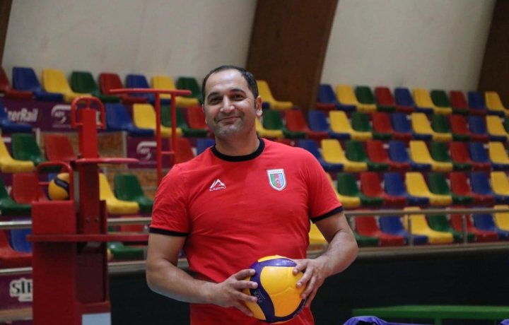 “Abşeron”un baş məşqçisi: “Bunu deməklə, voleybolçularımı zəif hesab etmirəm” – MÜSAHİBƏ